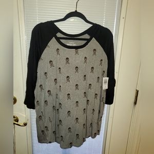 Torrid, grey with cheetah print skulls raglan shirt
